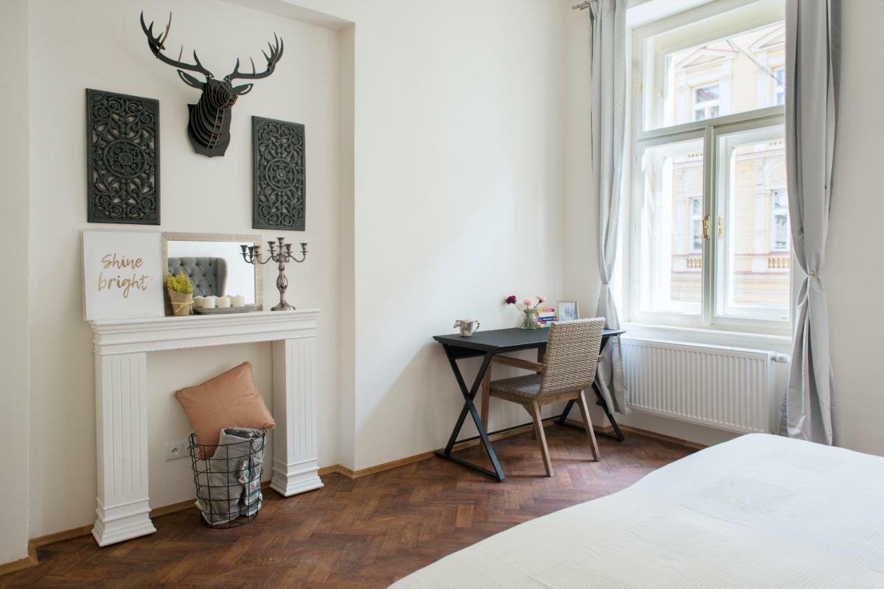 Kent Ridge Loft Apartment Prague Exterior photo